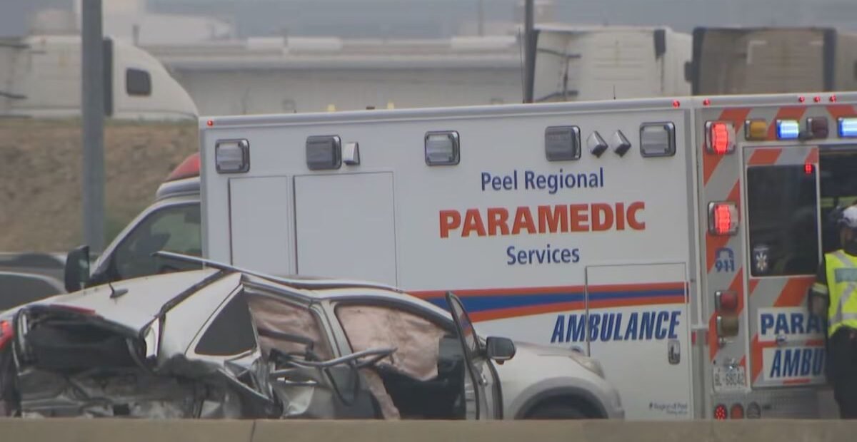 Highway 401 Crash in Mississauga Leaves Two Dead, Three Injured
