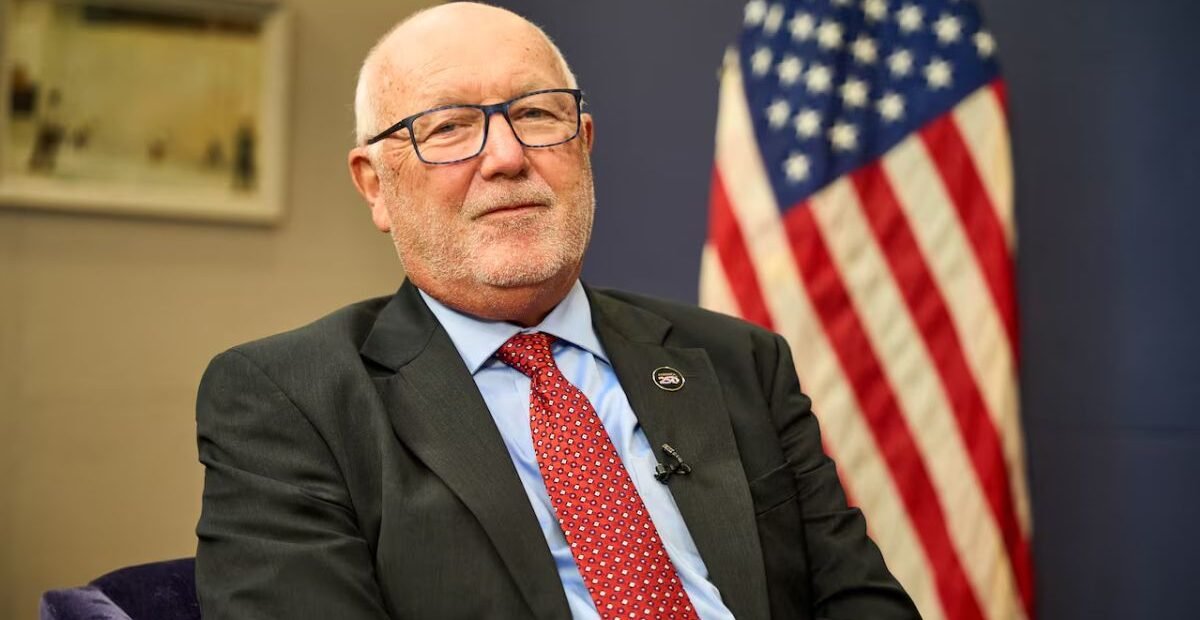 Hoekstra Says Canadians View U.S. Unfavorably as Trump Threatens New Tariffs