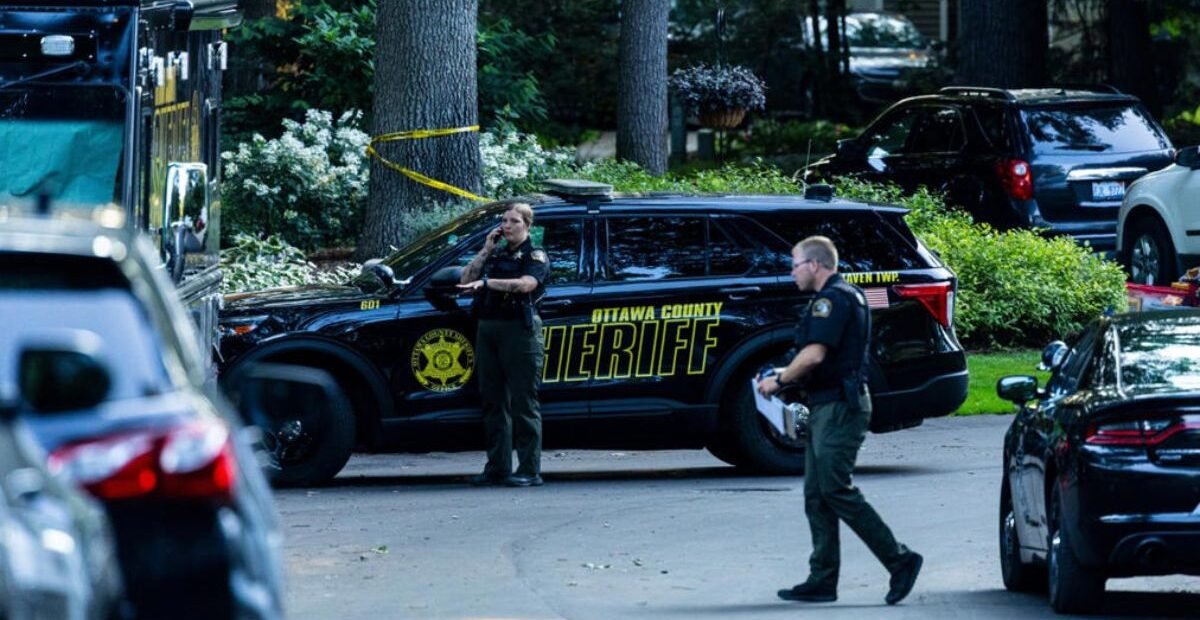 Parents Found Dead With Six Children in House Fire Identified
