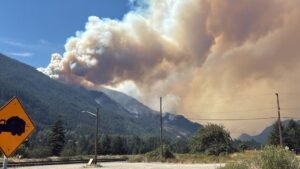 Wildfire Near Boston Bar, B.C., Expands to 1,800 Hectares, Prompting Fourth Evacuation Order